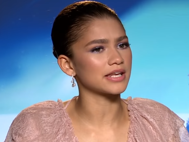 Zendaya e il mistero dell'anello: il look da "sposa segreta" che domina Milano | Pop Vision