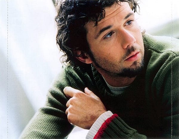 Paolo Vallesi oggi: la forza della musica vera e il ritorno della canzone d'autore | Pop Vision